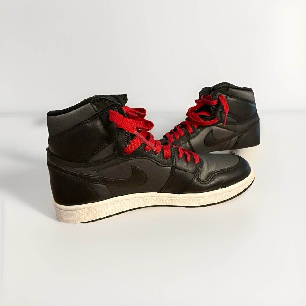 Nike Air Jordan 1 Retro MENS High OG Black Satin Gym Red Size 9 LIGHTLY WORN!!